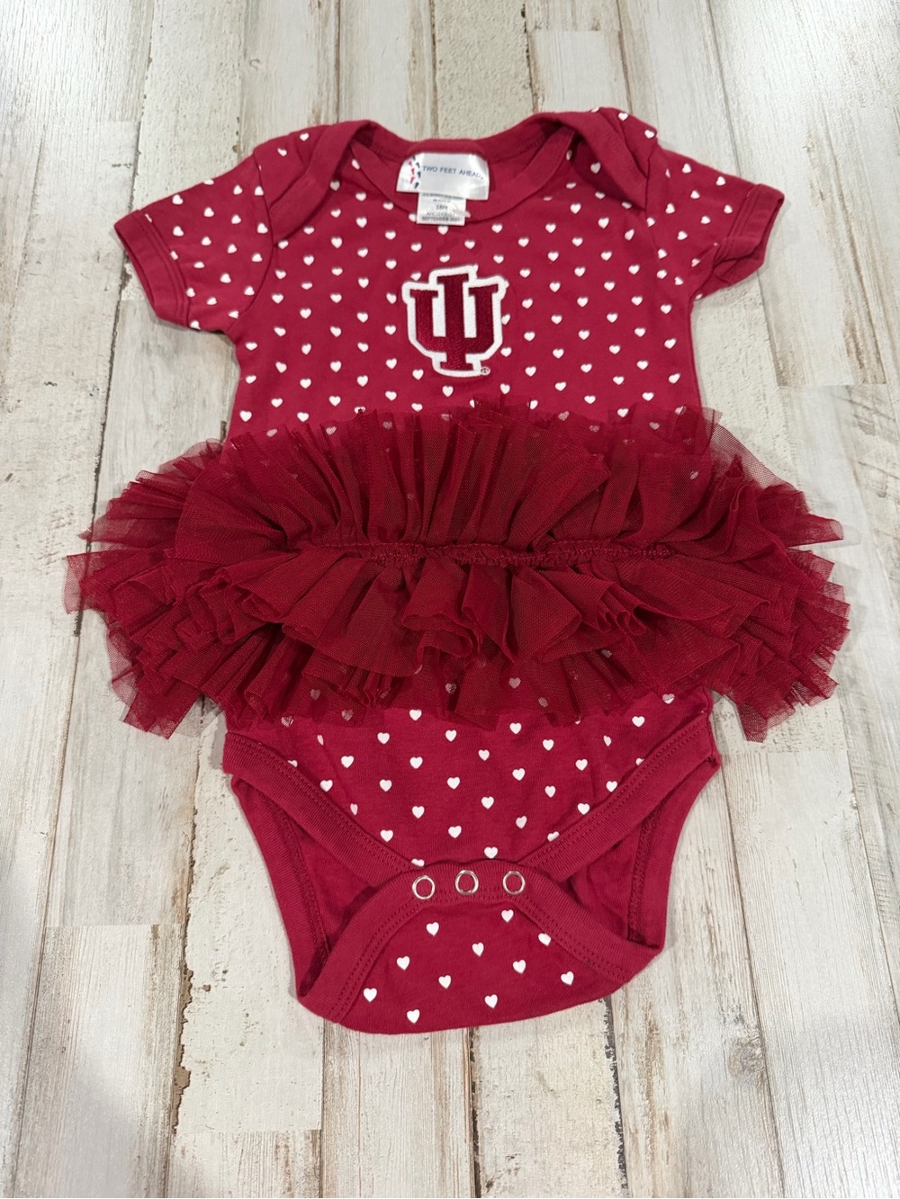 Indiana Hoosiers IU Baby Girl Tutu Bodysuit 18M Red White Hearts Two Feet Ahead